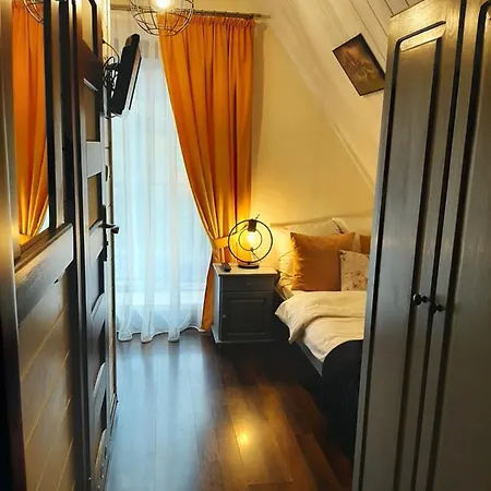 Wynajem Pokoi U Zalinskich Privatunterkunft *